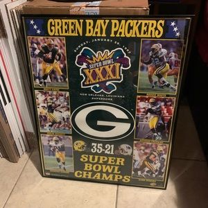 Vintage 1997 Green Bay Packers Super Bowl XXXI Champions NFL Poster Frame